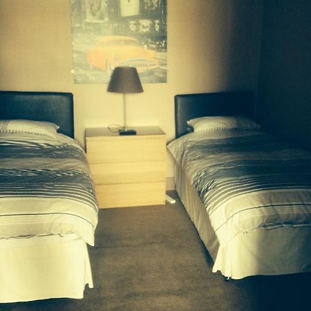 Coach & Horses Bed & Breakfast Tredegar Екстериор снимка
